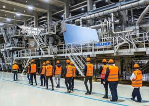 Einweihung der hochmodernen Papiermaschine im Werk Štětí