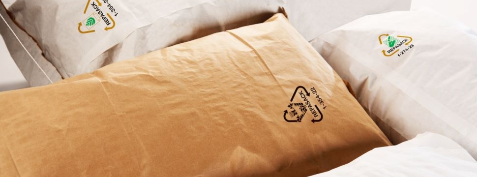 Paper sacks have a better carbon footprint than other packaging materials