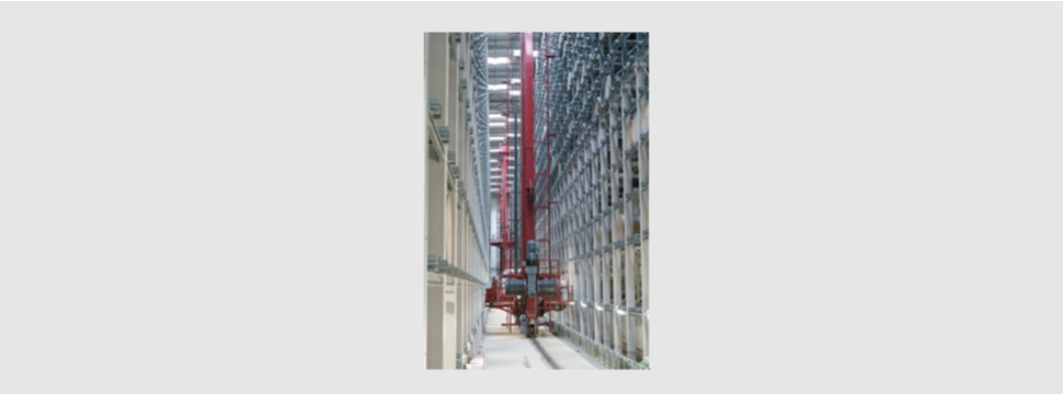In high-bay warehouses the rolls are stored up to 35 meters high