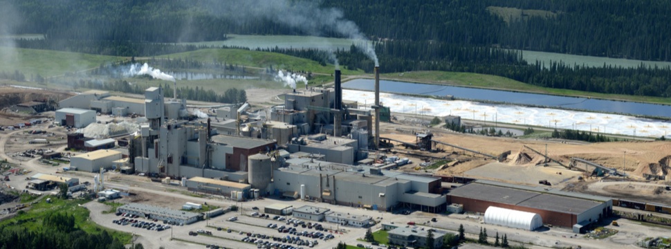 Zellstoffwerk Hinton in Alberta, Kanada