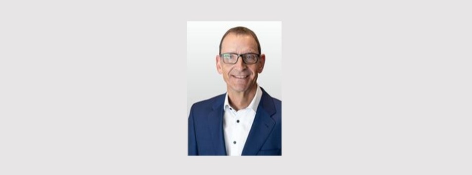 Dr. Bertram Stausberg