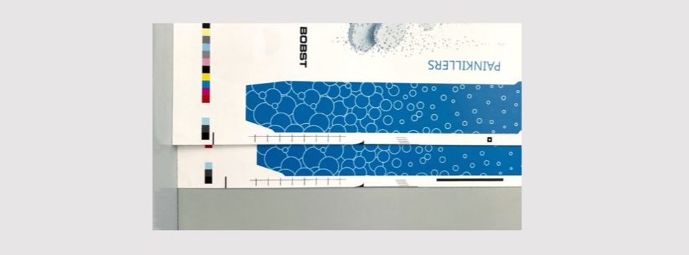 Efficient use of resources: replacing traditional register marks with a small square on the sheet’s side saves up to 4 mm of space at the front of each sheet.