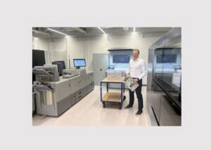 Michel Kläy, Deputy Managing Director and Partner at rubmedia, with Jetfire 50 and Versafire LV.