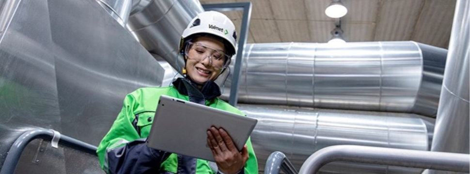 Valmet employee