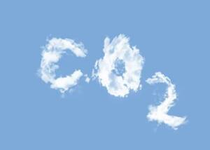 CO2 auf blauem Hintergrund