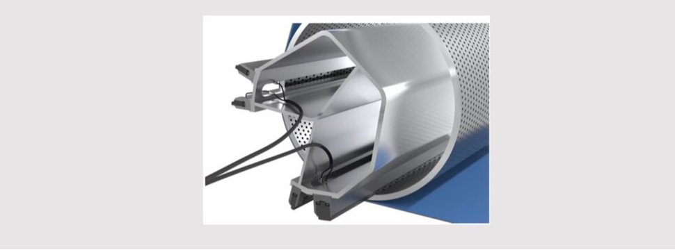 Cutaway view of a suction roll: SealView NG continuously monitors the wear of the sealing strips via pneumatic lines