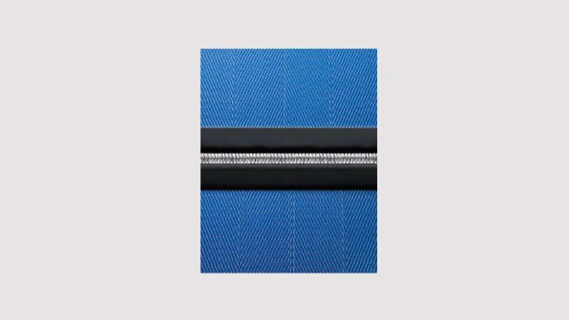 Twilled weave with a clipper seam