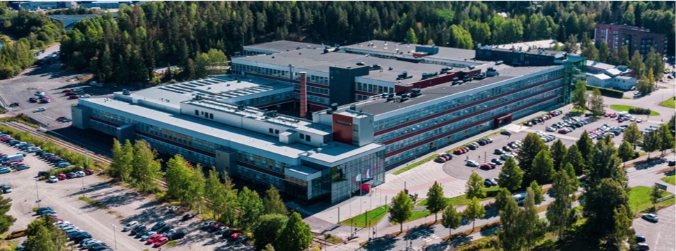 Als Ergebnis der Zusammenarbeit wird auf dem LUT-Campus in Lahti, Finnland ein modernes Forschungslabor eröffnet, das den höchsten Industriestandards entspricht.