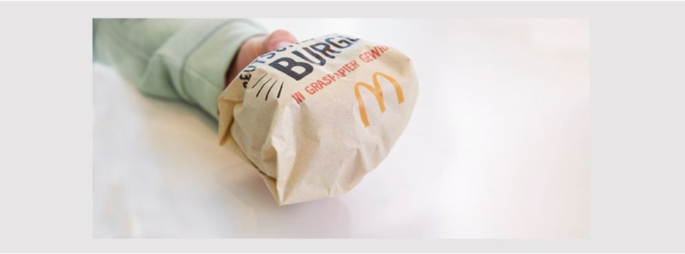 Erst abgrasen, dann einpacken – McDonald’s Deutschland serviert ersten Burger in Graspapier