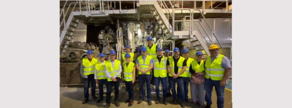 With Runtech's RunDry solutions on PM2 and PM3, the mill saves over 7 GWh annually and has been able to increase production by 2%. The RunEco vacuum system will provide additional energy savings. Runtech Systems sales team visited Smurfit Kappa Ania mill in 2019