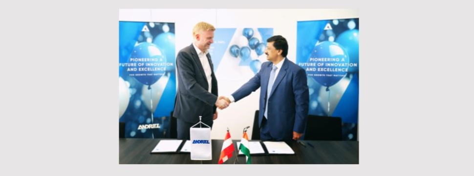 m Bild: Gerald Steiner, Senior Vice President ANDRITZ Paper & Tissue, und Dr. Sandeep Saxena, Vorsitzender und Geschäftsführer von Tamil Nadu Newsprint & Papers Ltd. Zwei Männer reichen sich die Hand.