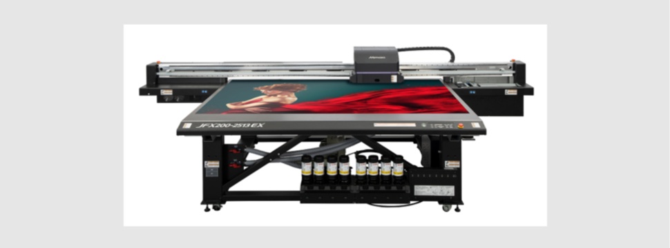 JFX200-2513EX - UV-LED flatbed printer