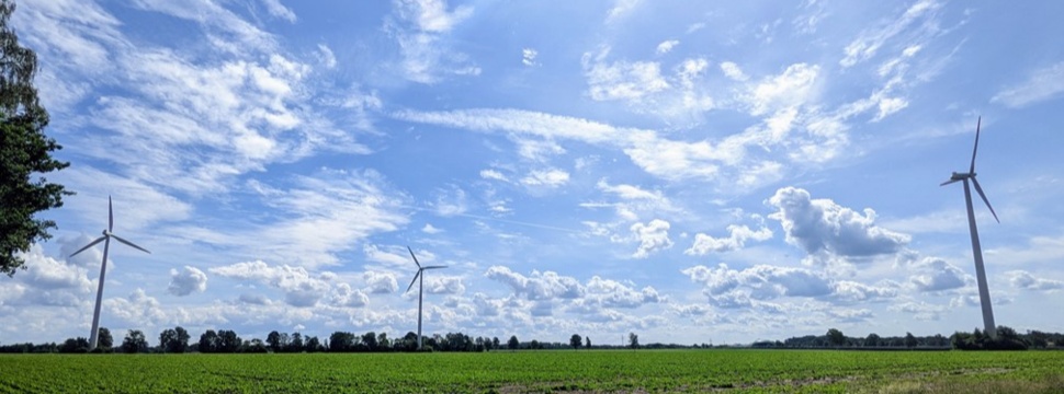 DREWSEN Spezialpapiere invests in three wind turbines close to the plant
