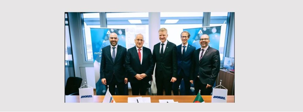 Representatives of General Emballage and ANDRITZ at the contract signing for the new paper production line in Naama, Algeria