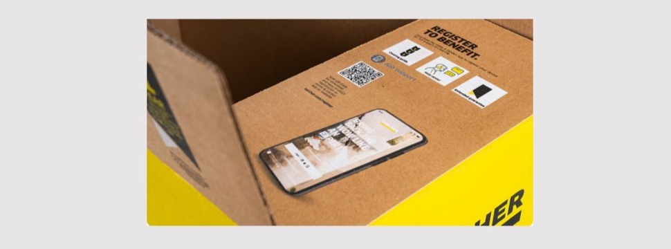 Verpackungslösung mit moderner Digitaldrucktechnik auf braunem Papier