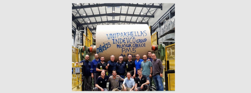 UNIPAKHELLAS Central and Toscotec’s teams at UHC paper mill in Pelasgia, Greece.