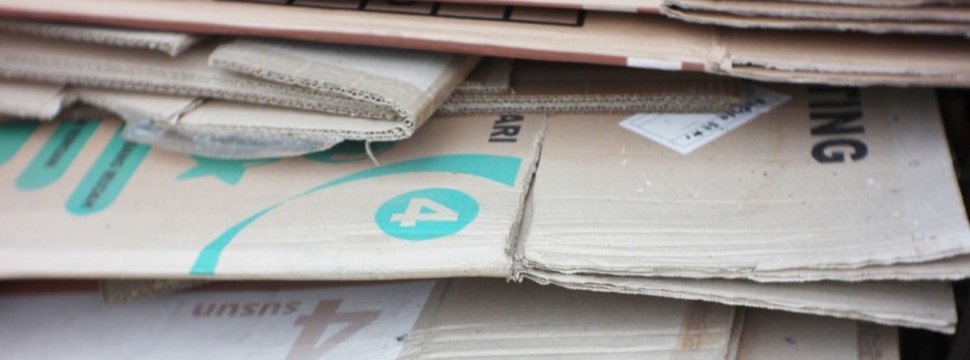 If the right adhesive material is used, labeled labels can now also be disposed of in waste paper recycling